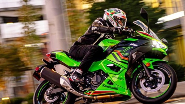 Kawasaki Debuts Ninja 500 & Z500 Motorcycles At EICMA 2023, Showcasing Innovative Designs