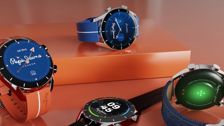 Pebble X Pepe Jeans Smartwatch Unveils Exclusive Style & Advanced Features