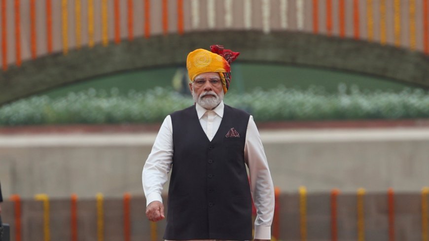 PM Narendra Modi Joins 'Mazdooron Ka Hit Mazdooron Ko Samarpit,' Settling Hukumchand Mill Dues