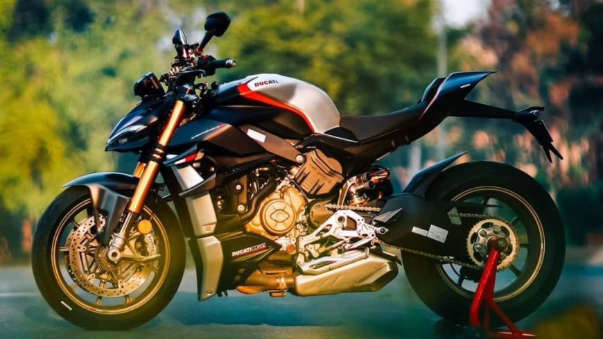 Ducati Streetfighter V4 S Review: Price, Specifications, Features & More