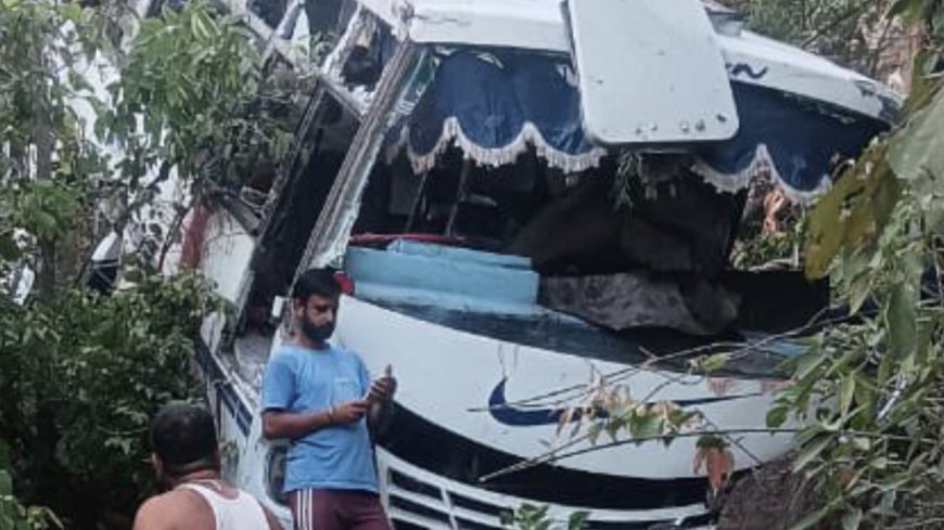 Kashmir: 9 Killed, 33 Injured In Terrorist Ambush On Pilgrim Bus In Reasi